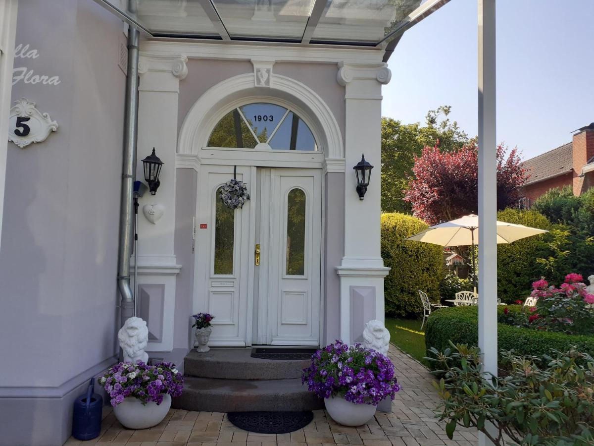 Villa Flora Friedrichstadt Exteriör bild